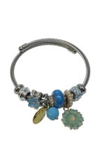 BAF0072 - Baby Blue, Teal, Flower Charm Bracelet