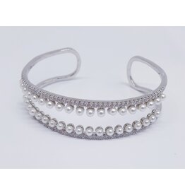 BGJ0007 - Silver, Pearl, Diamante Bangle