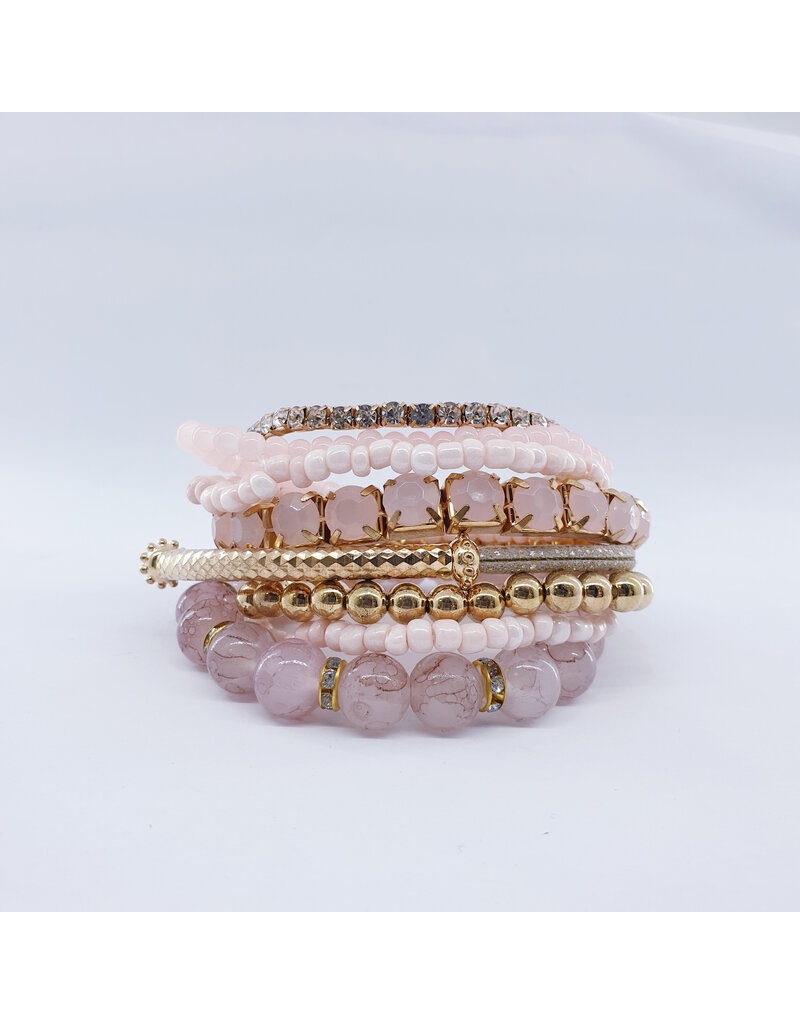 DBA0010 - Gold, Diamante Beaded Bracelet