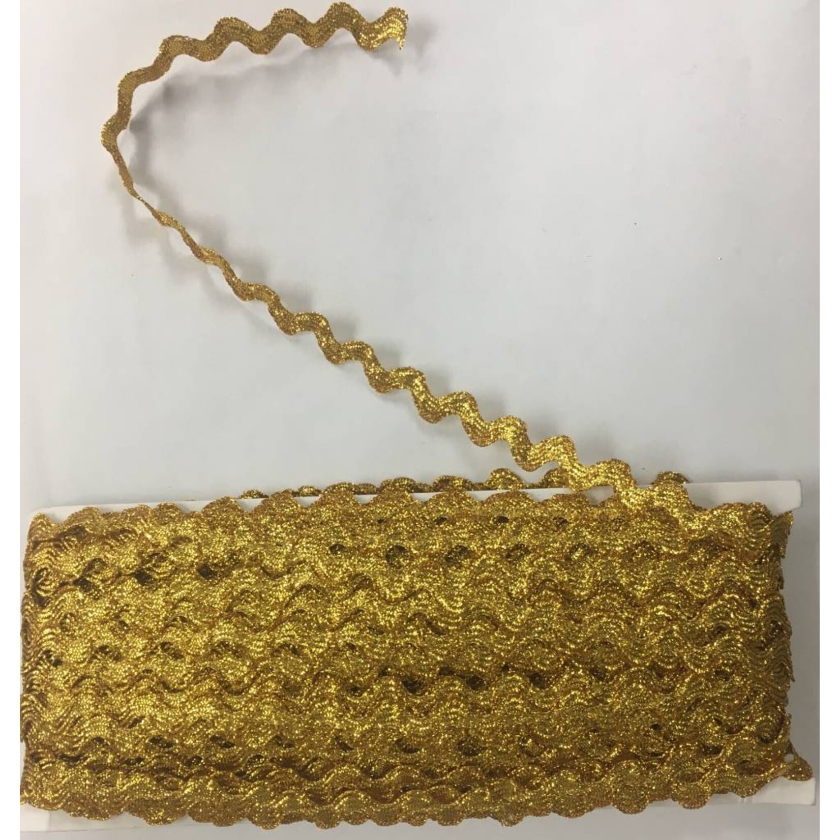 6083 Metallic Yarn Cord (Rick Rack) 36 yards