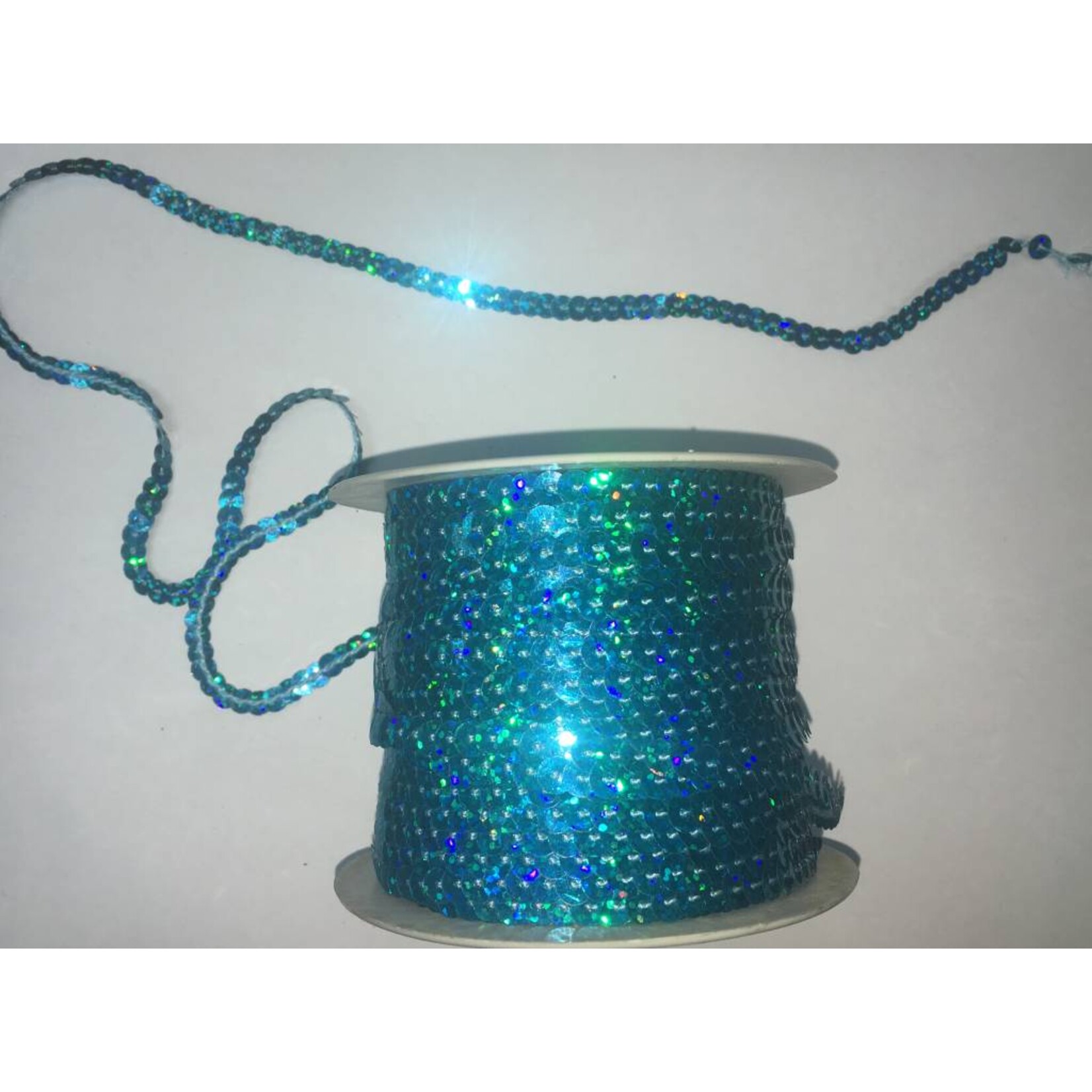 Lazer Sequin On String 6mm