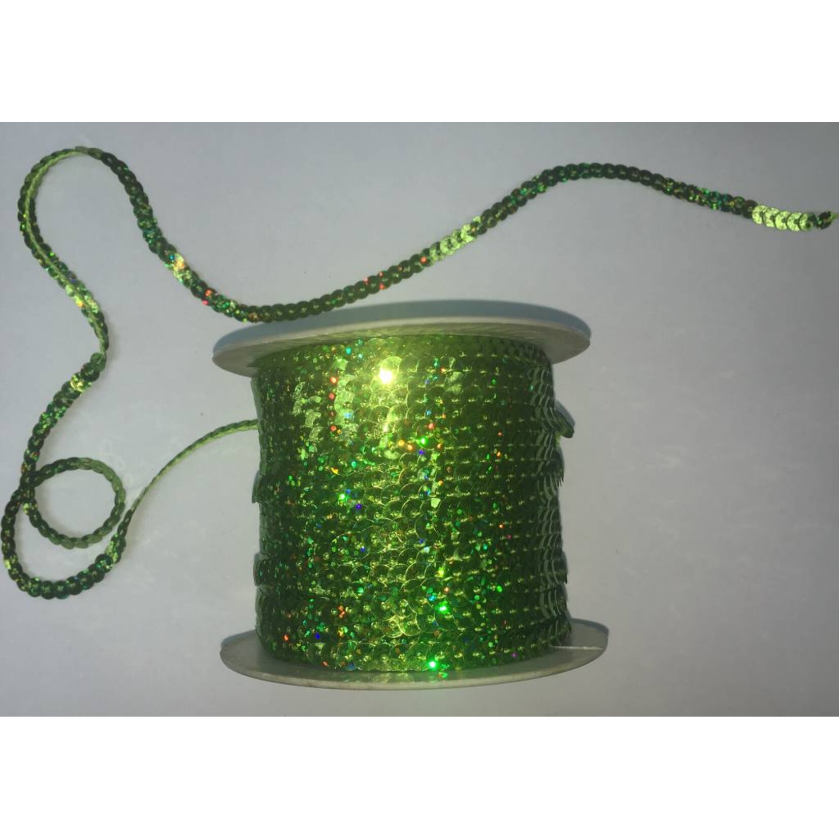 Lazer Sequin On String 6mm