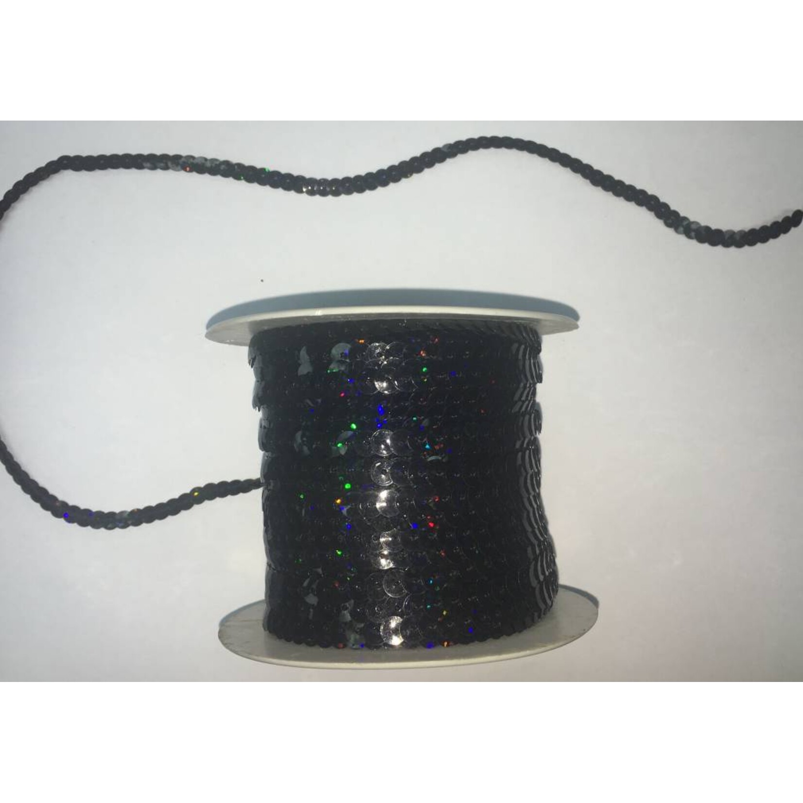 Lazer Sequin On String 6mm