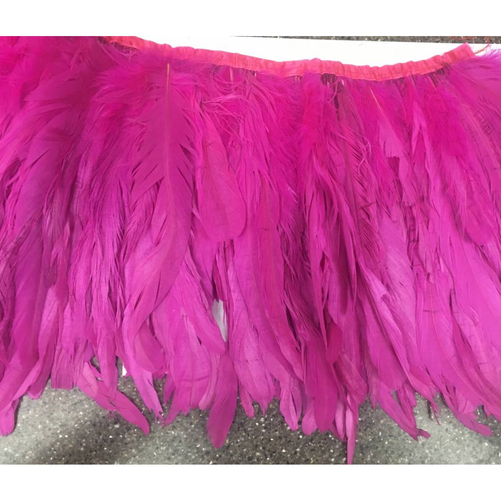 Feathers Strung With Ribbon Premium