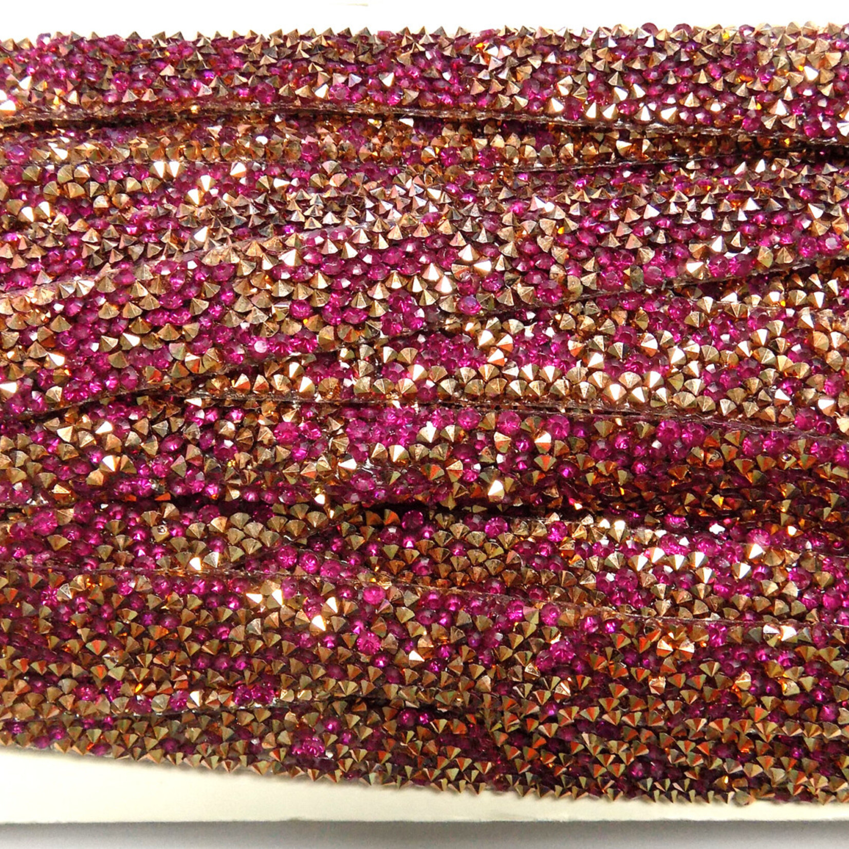 Resin Trimming 1 1/2cm (RG) 25 yds/card Wine