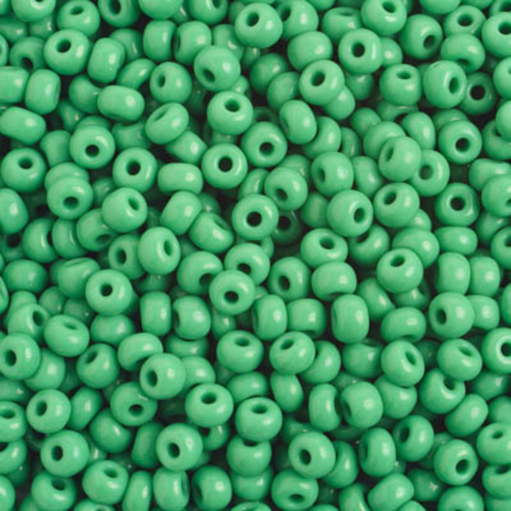 Ponybead  (500 grams) 6/0 Opaque Medium Green