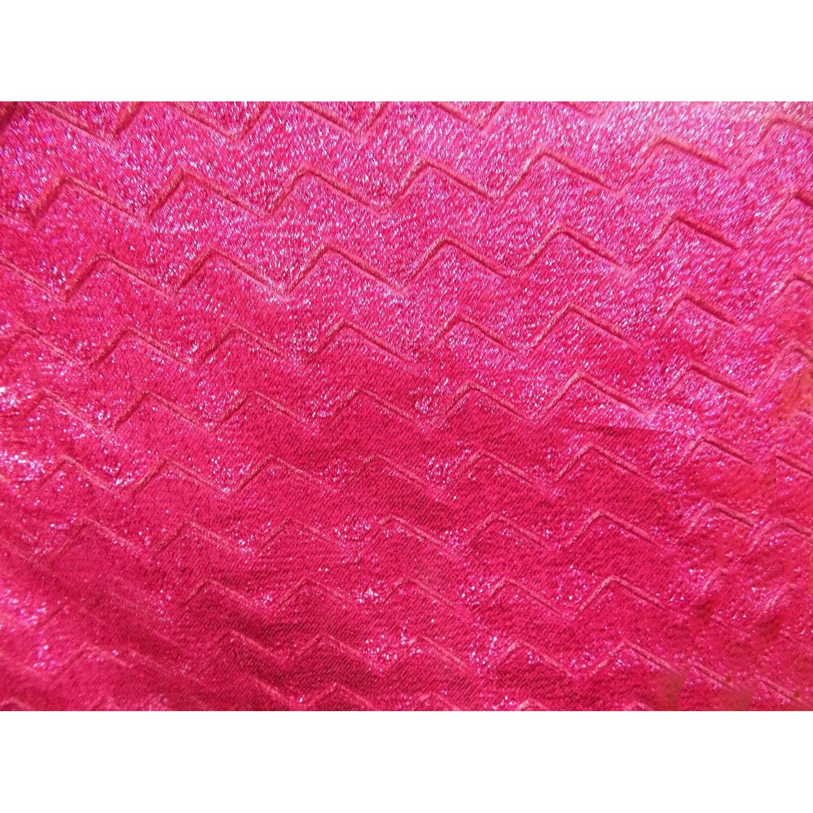 Zig Zag Lame 45 Inches - Fuchsia Pink