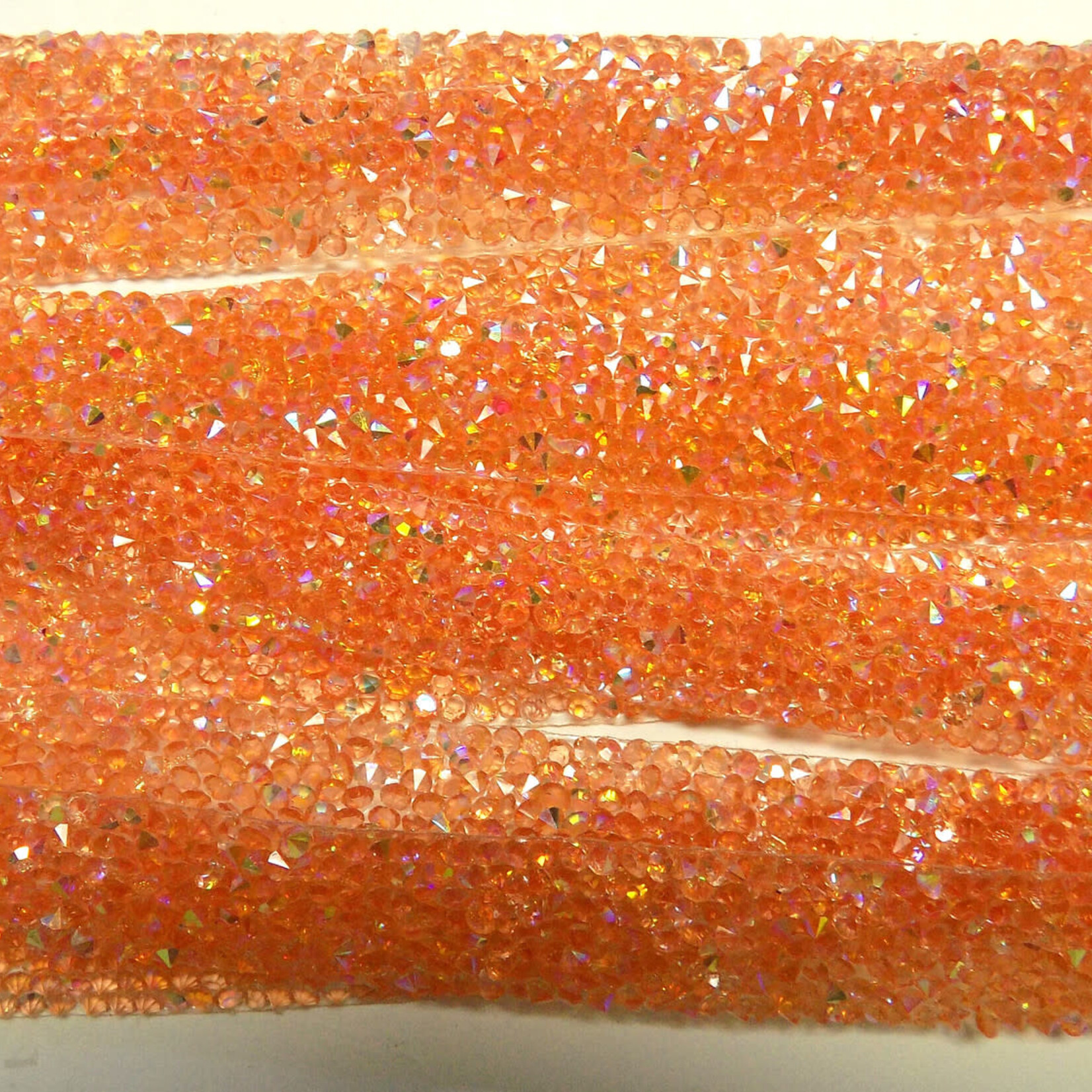 Resin Trimming 1 1/2cm (AB) 25yds/card Coral