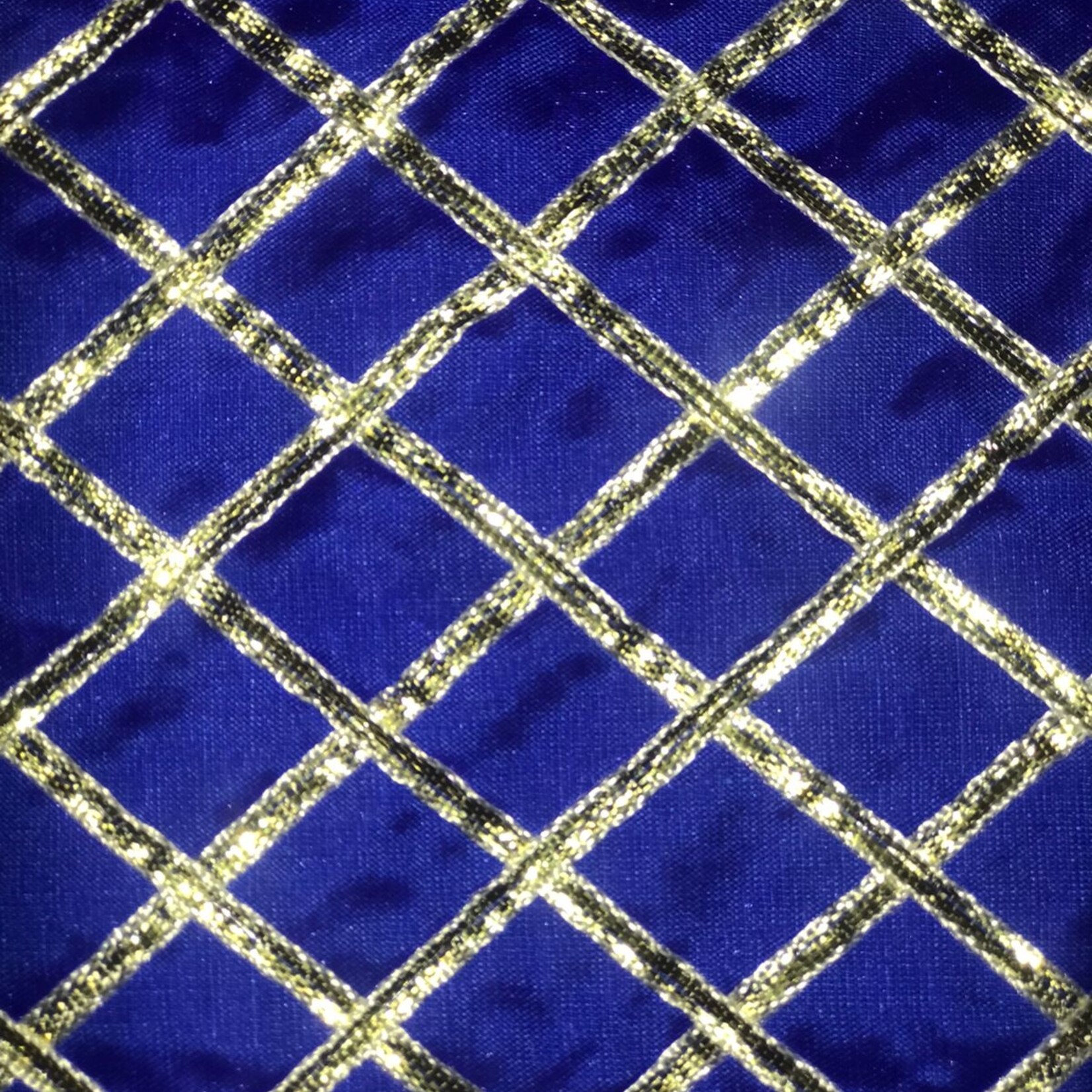 Criss Cross Lame 42 Inches Royal Blue