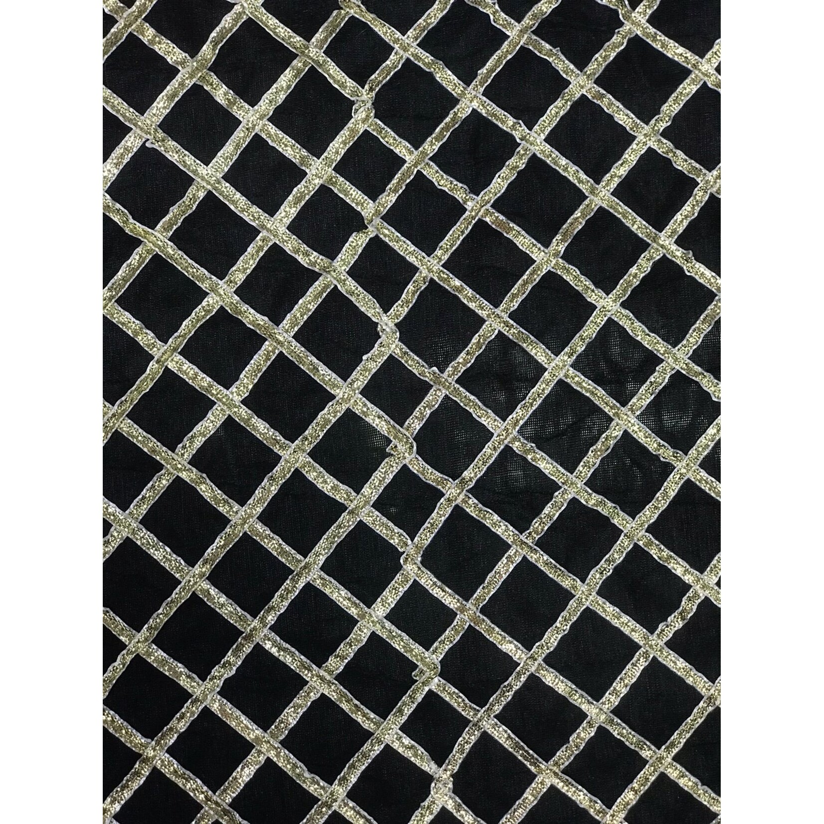 Criss Cross Lame 42 Inches Black