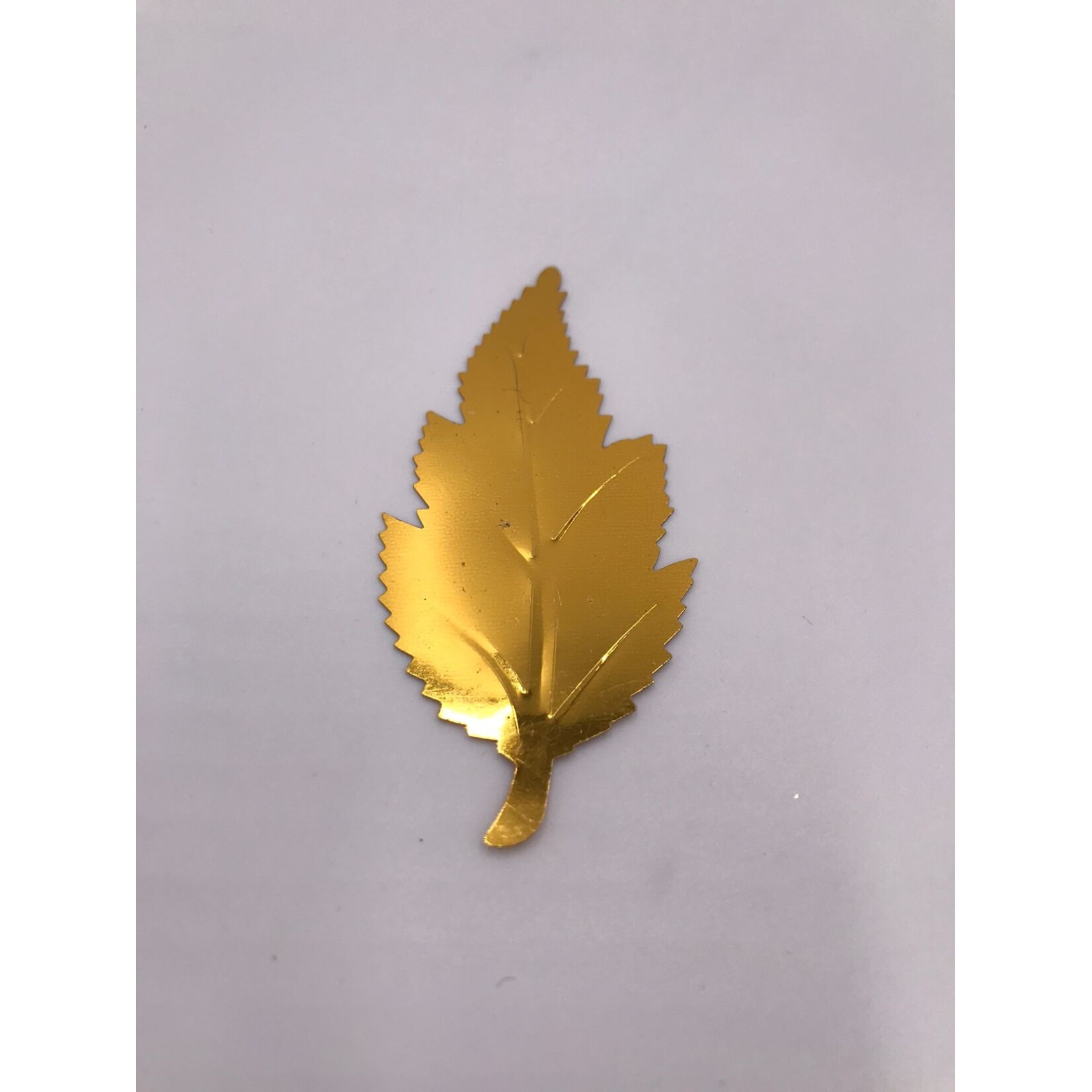 Leaves Assorted (12 Pieces)
