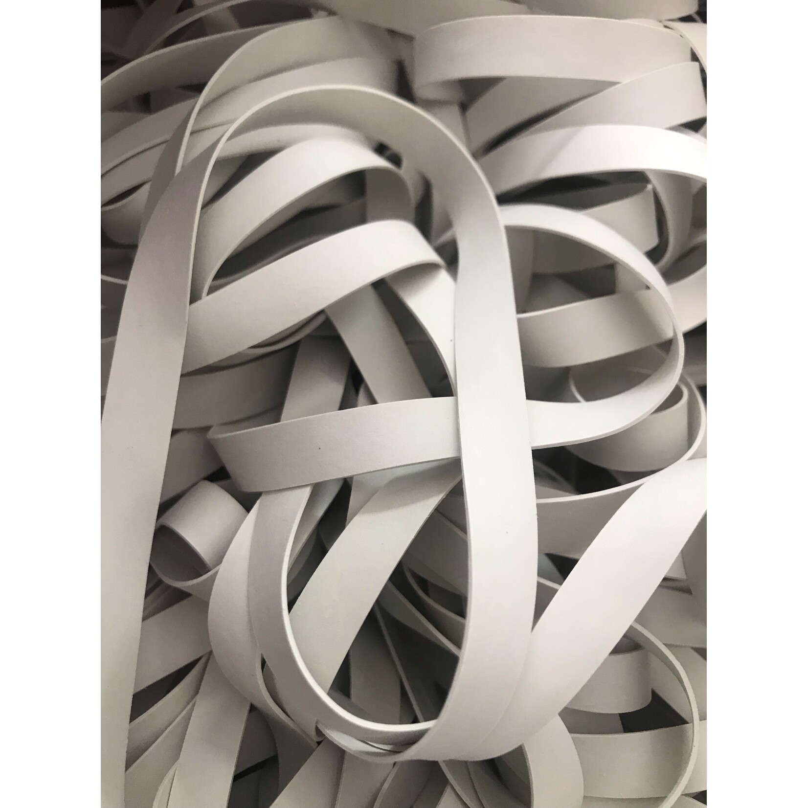 RUBBER ELASTIC 1/4 INCH X 0.6MM X 5KG BOX - WHITE