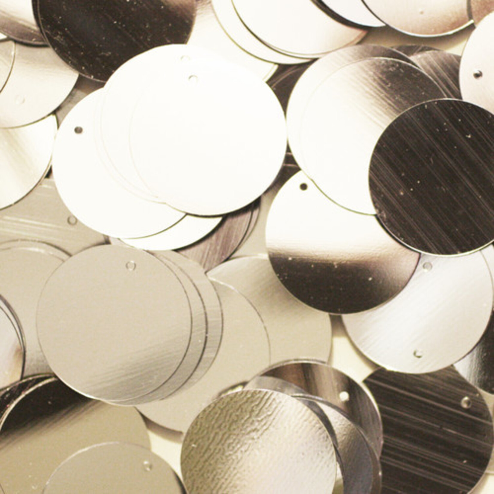 Plain Sequin 20mm Round 100 pieces