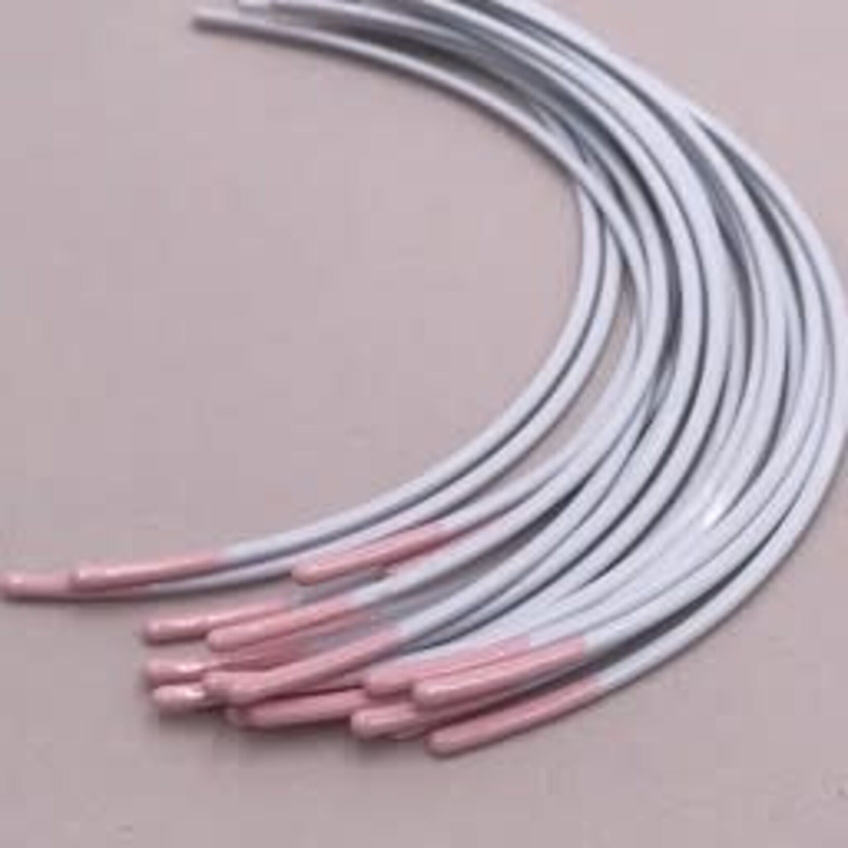 BRA UNDERWIRE CUTSIDE PUSH UP (10 PAIRS/PACK) - SIZE MED