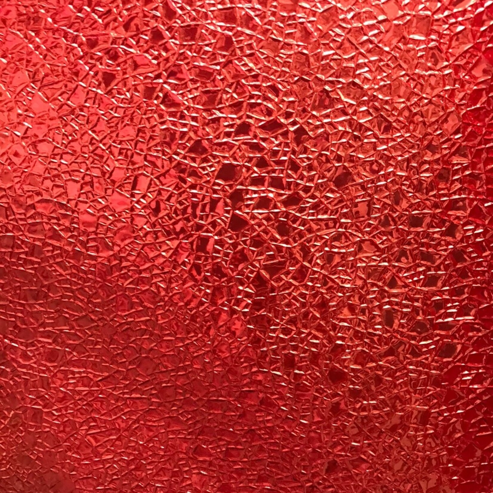 Cracked Ice (Foil) 48 - 50 Inches Red