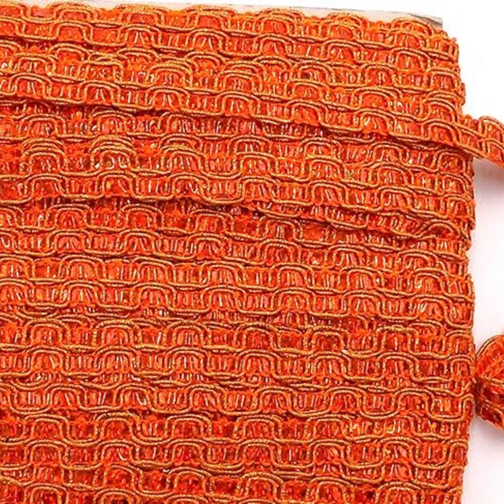 12836 Scallop Braid (card) 36 yards