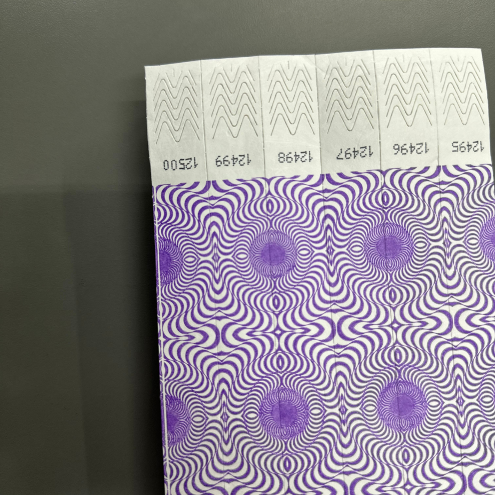 ID Wristbands Bands Tyvek (Paper) 3/4 Inch Illusion Light Purple