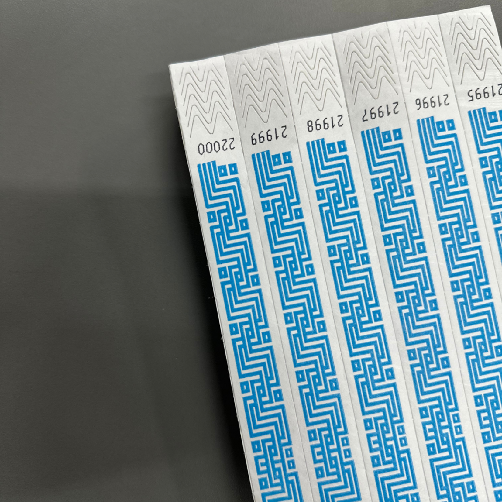 ID Wristbands Bands Tyvek (Paper) 3/4 Inch Neon Blue Pipes