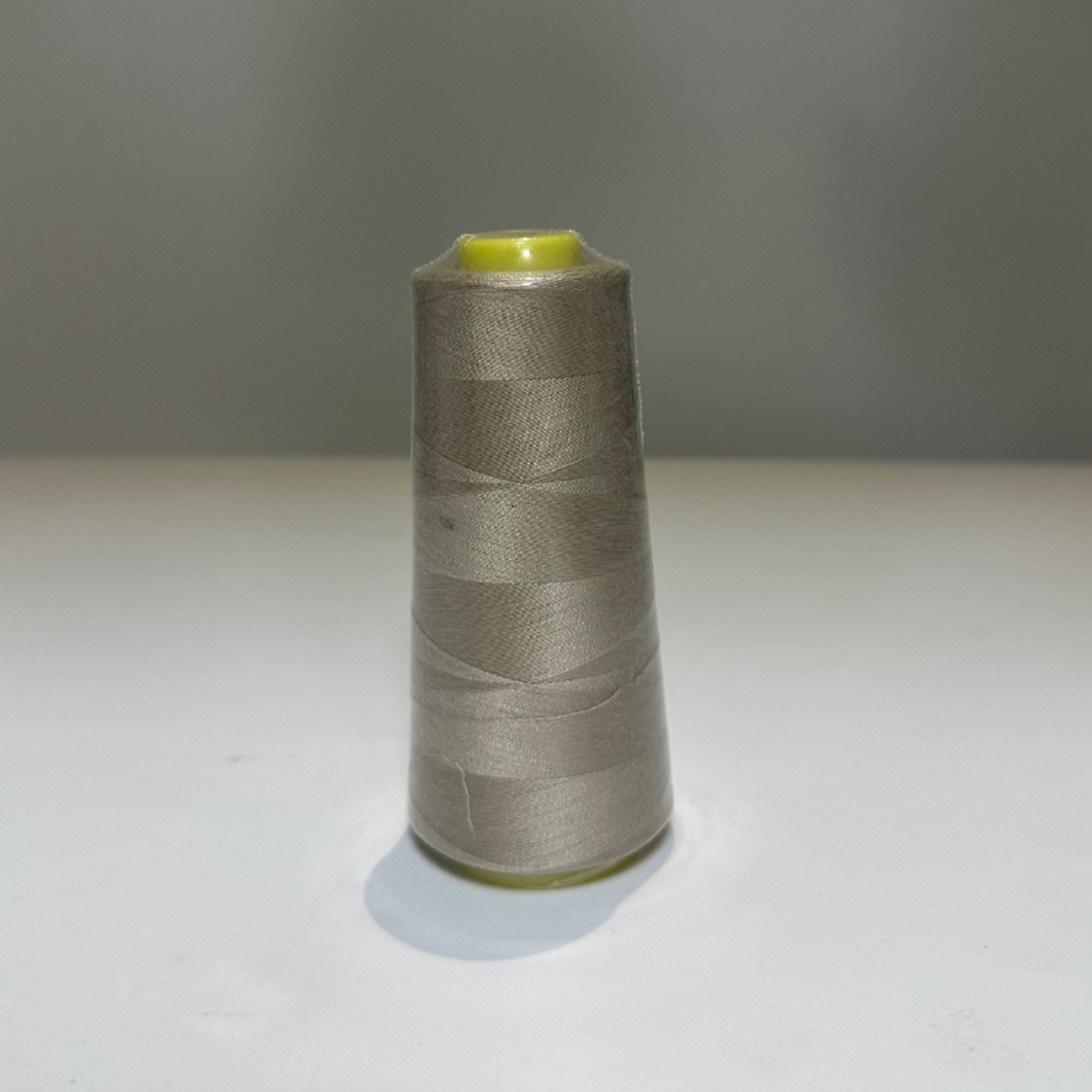 Universal Serging Thread 2000 Yards -  Khaki