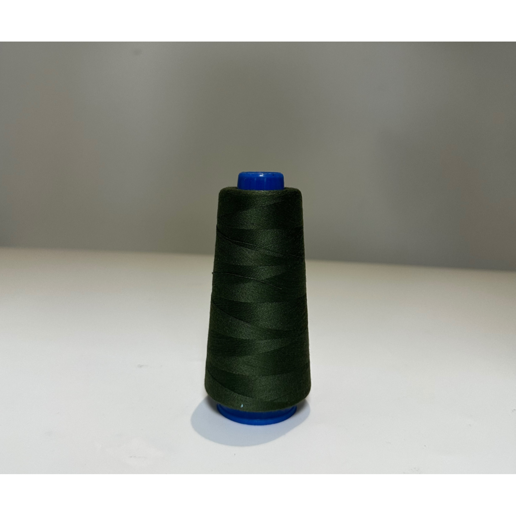 Universal Serging thread 2000 yards