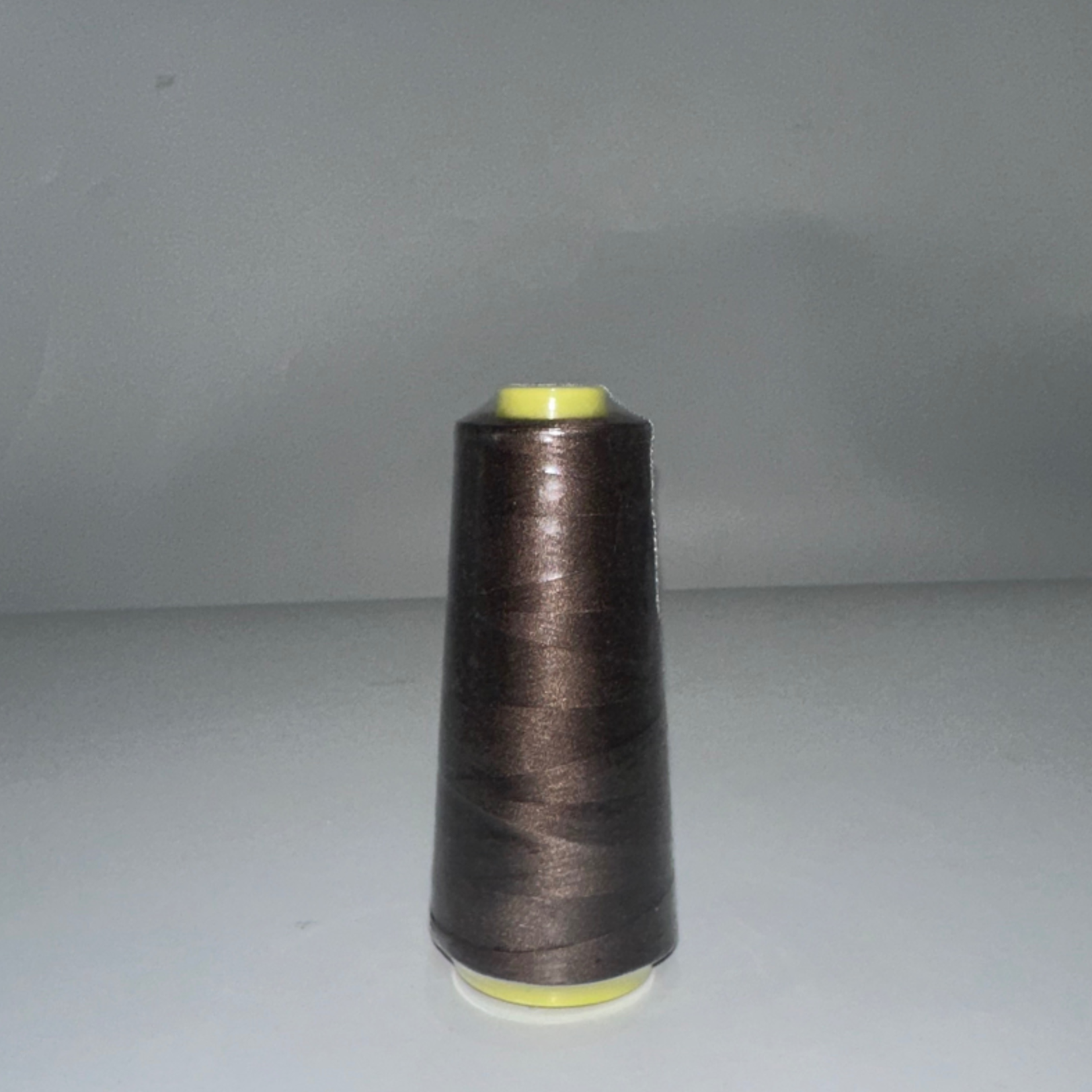 Universal Serging thread 2000 yards