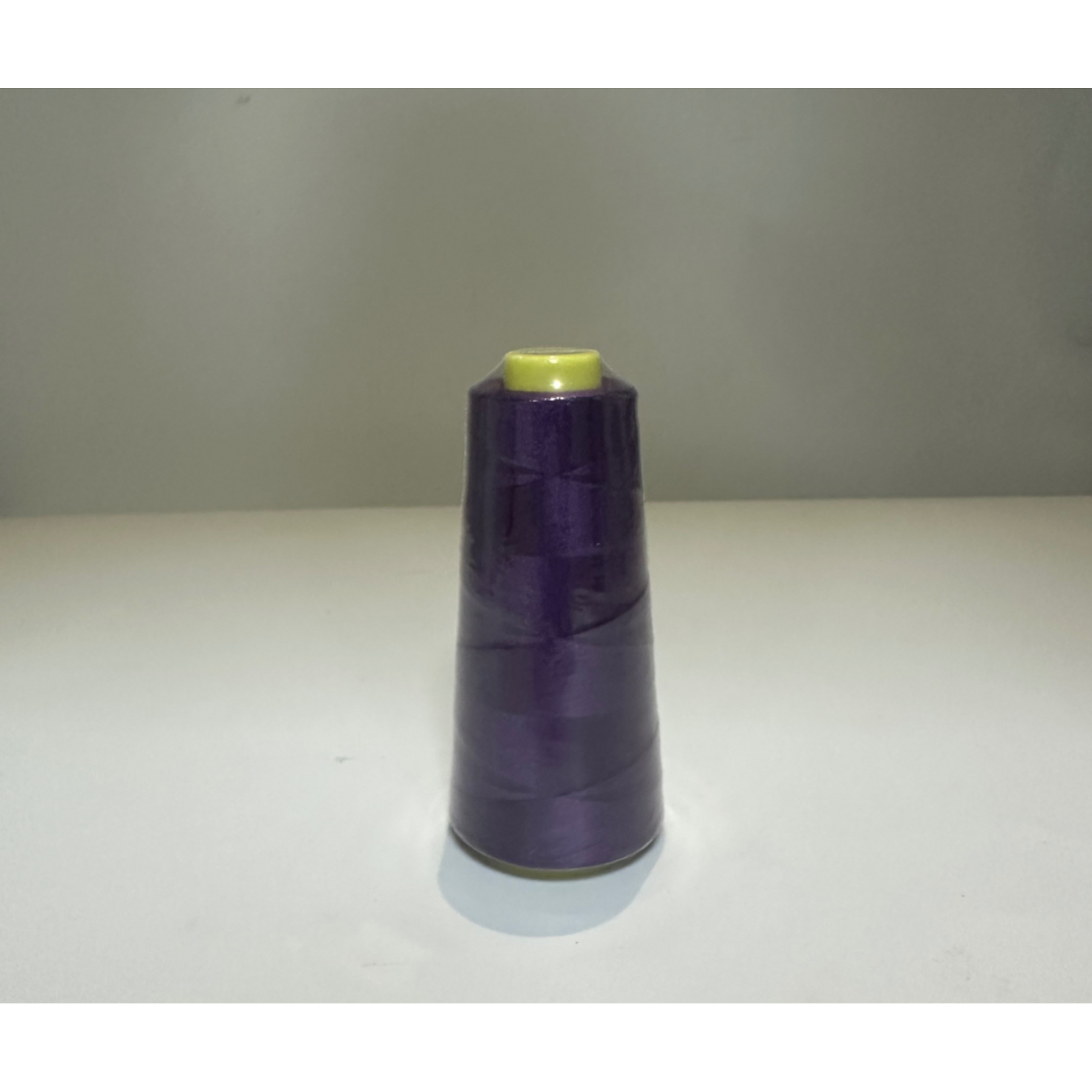 Universal Serging thread 2000 yards