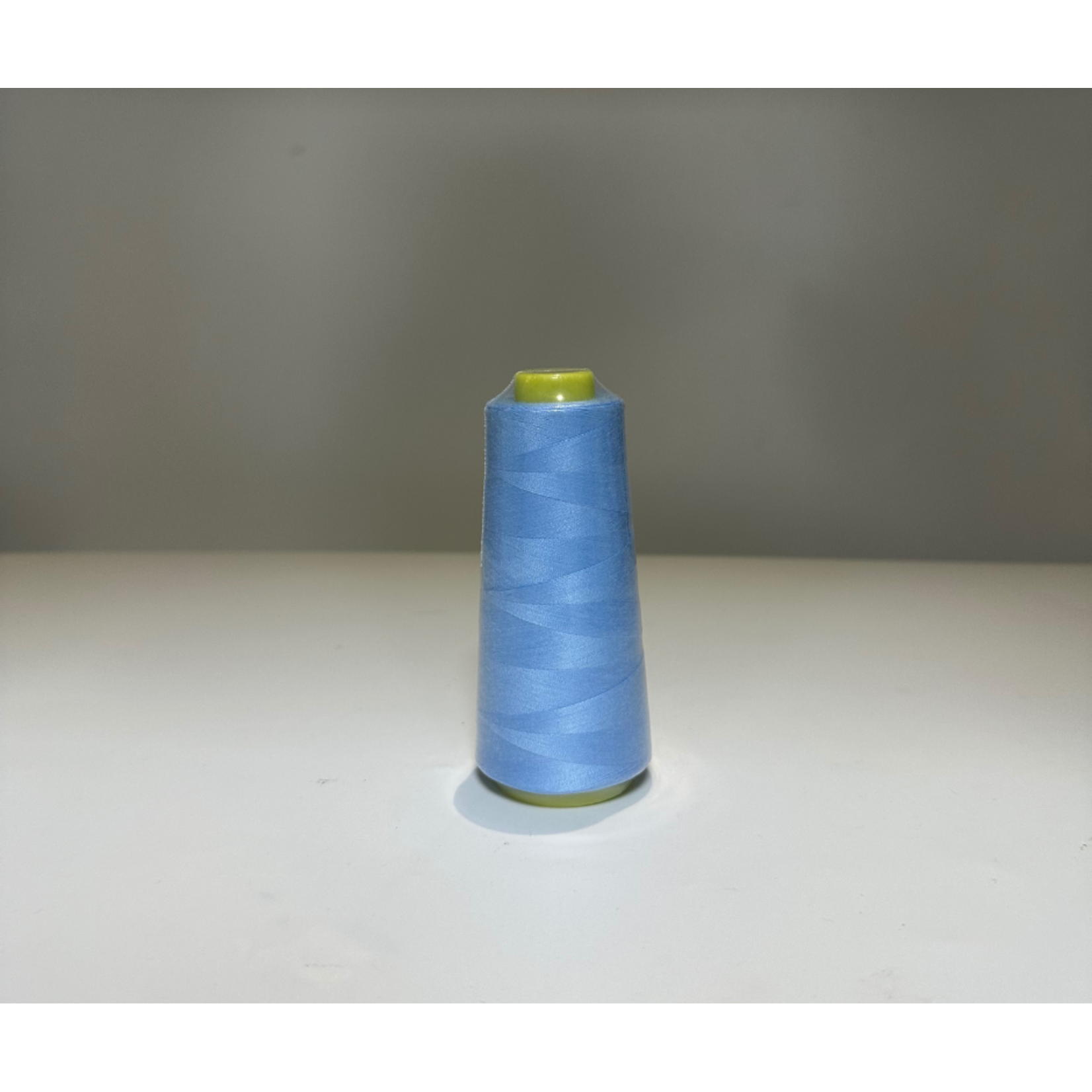 Universal Serging thread 2000 yards