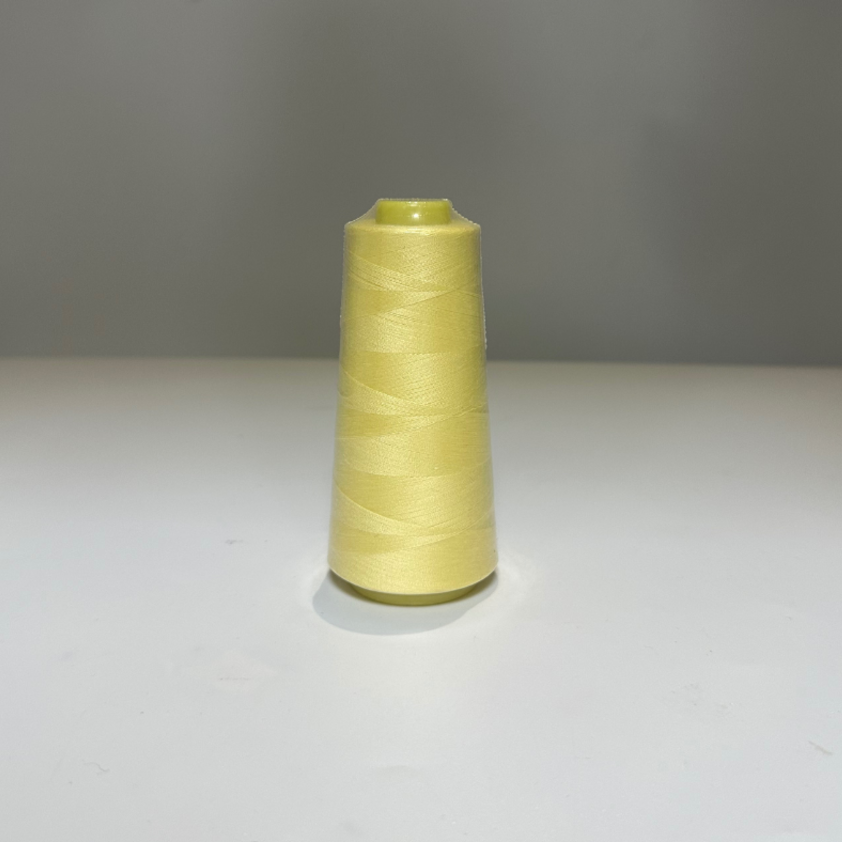 Universal Serging thread 2000 yards