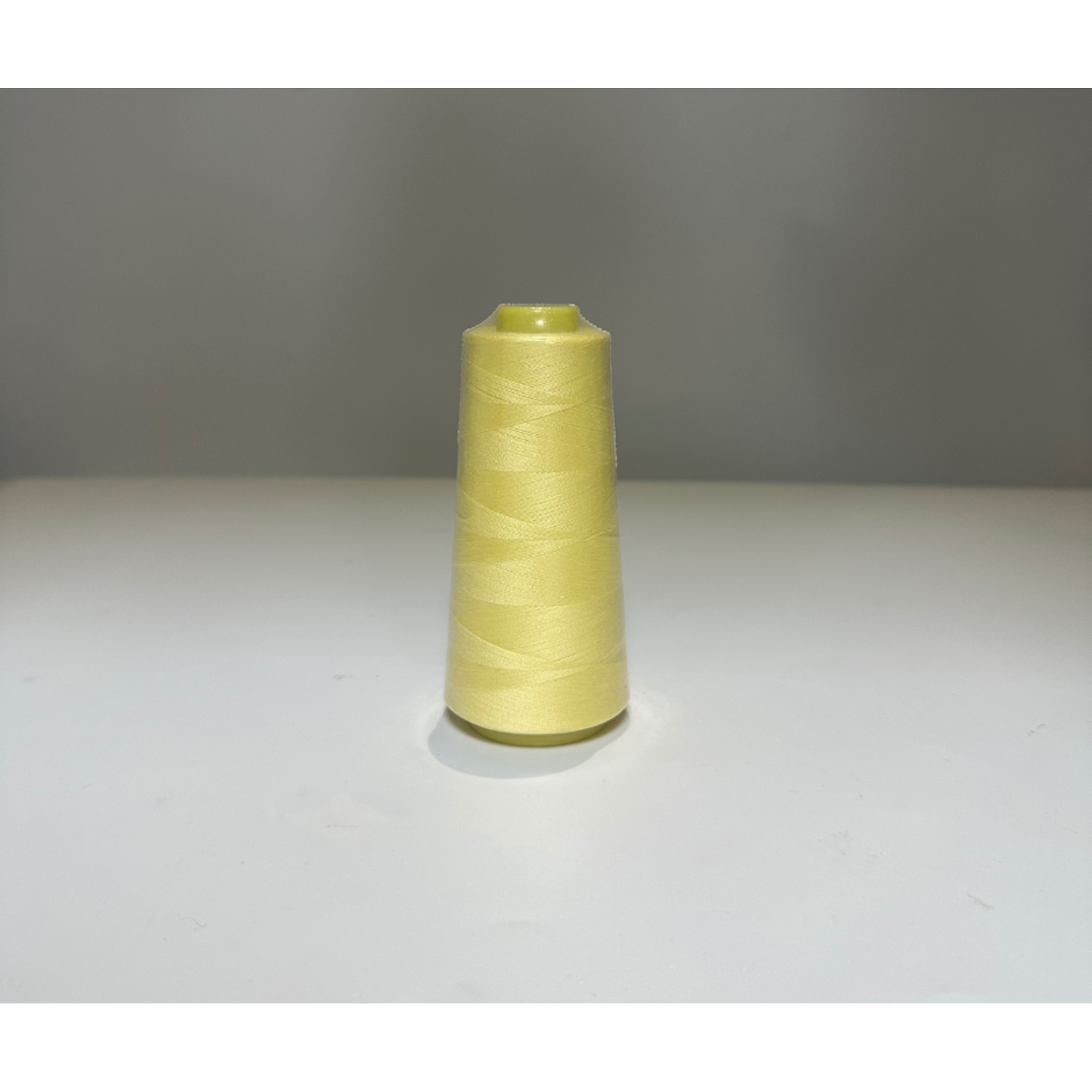 Universal Serging thread 2000 yards
