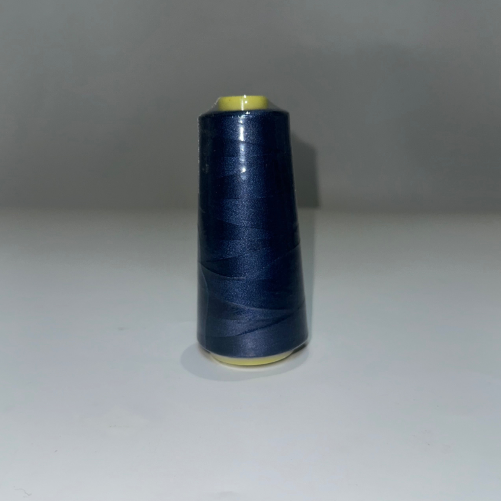 Universal Serging thread 2000 yards