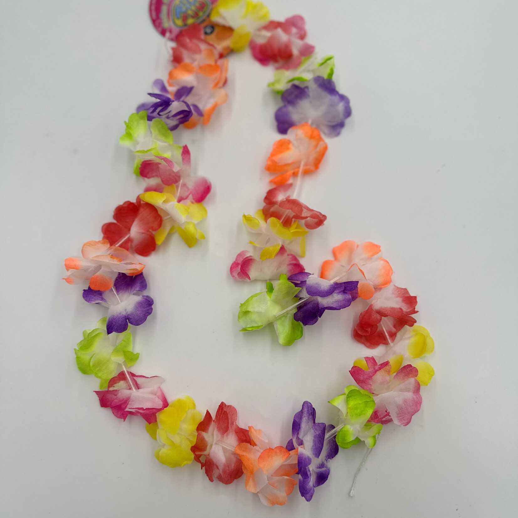 Medium Petal Rainbow Leis 36 Inches