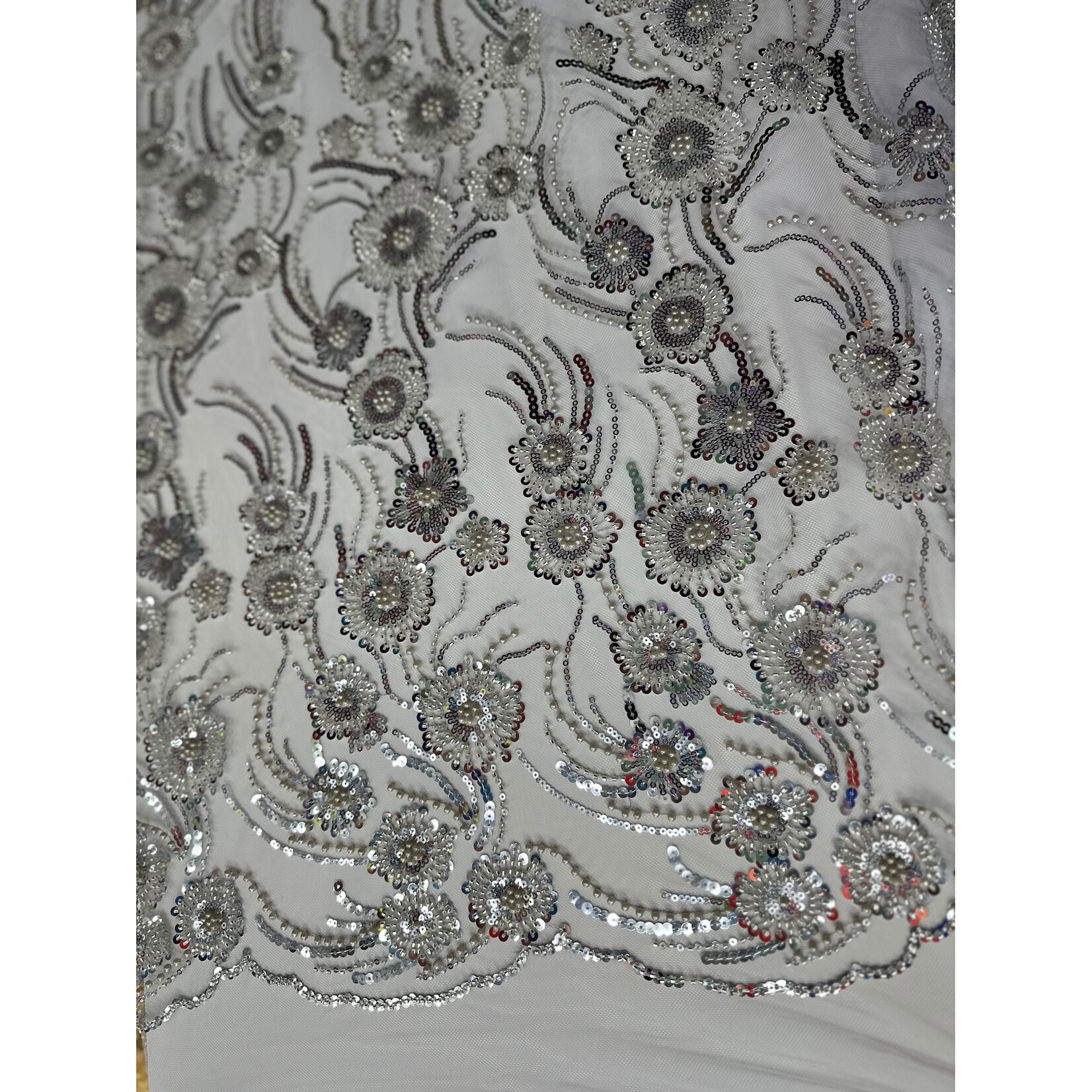 Embroidery Sequins & Bead 125-130cm - Silver