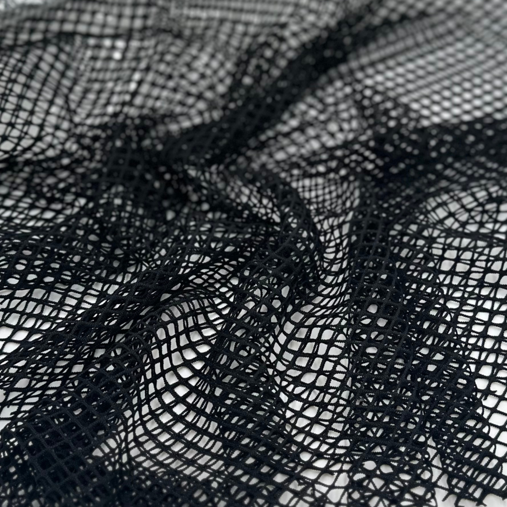Diamond Fishnet Solid - Black