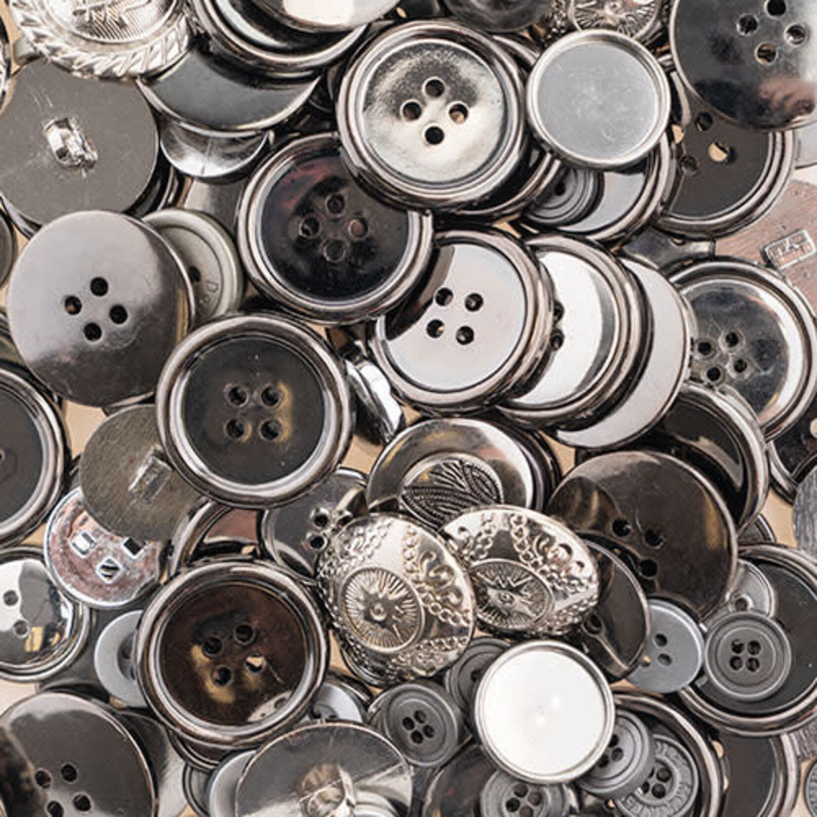 Nutton but Buttons130g Tube Mixed sizes Plastic Silver