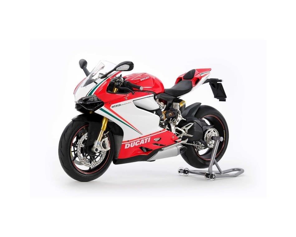 TAM14132 1/12 DUCATI 1199 PANIGALE S TRICOLORE PLASTIC MODEL KIT