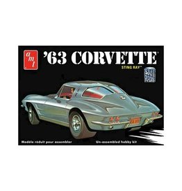 AMT AMT861 63 CORVETTE STING RAY PLASTIC MODEL KIT