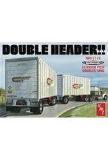 AMT AMT1132 1/25 TANDEM VAN TRAILER, DOUBLE HEADER