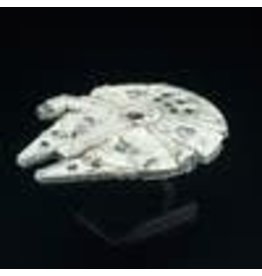 BANDAI BAN210501 MILLENIUM FALCON STAR WARS