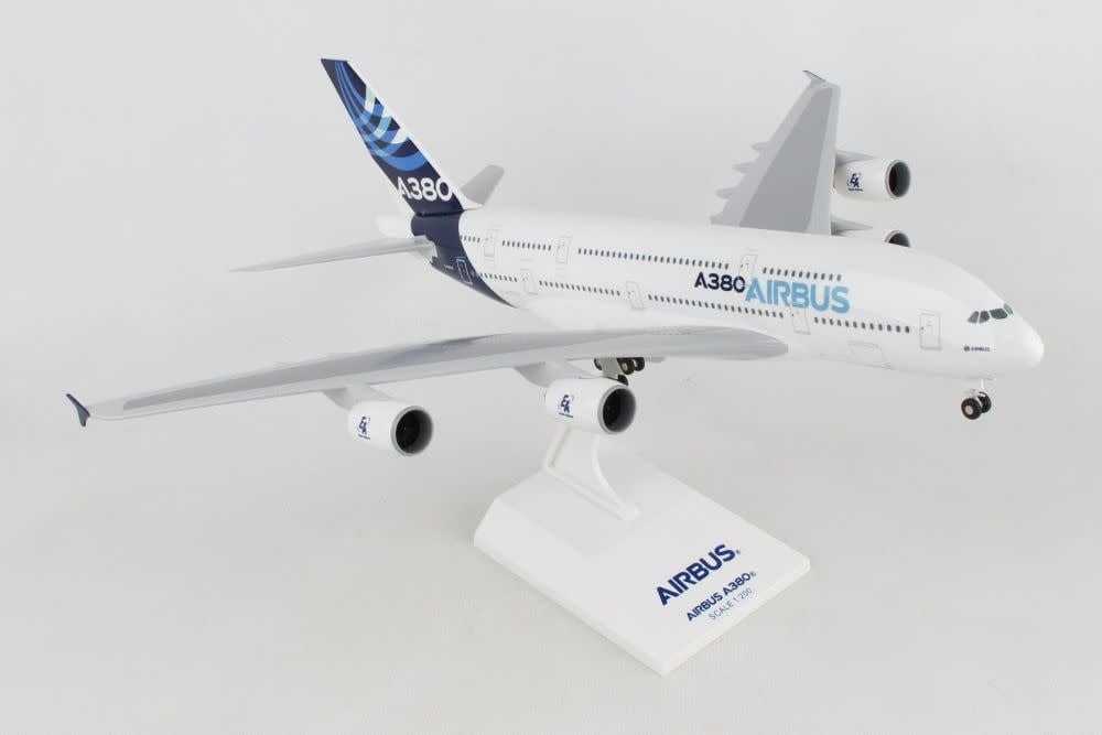 SKR380 1/200 AIRBUS A380-800 H/C NEW COLORS W/ GEAR