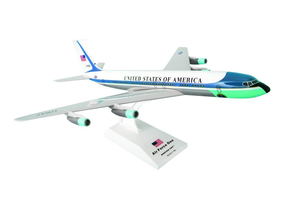 SKR312 AIR FORCE ONE B707-300 1/150
