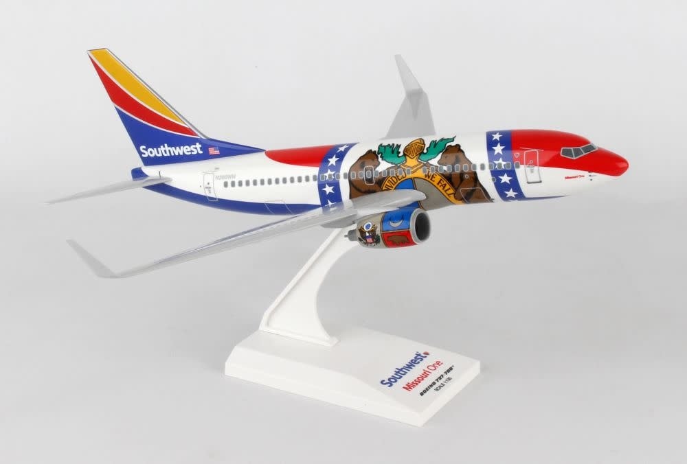 SKR870 1/130 B737-700 SOUTHWEST MISSOURI ONE