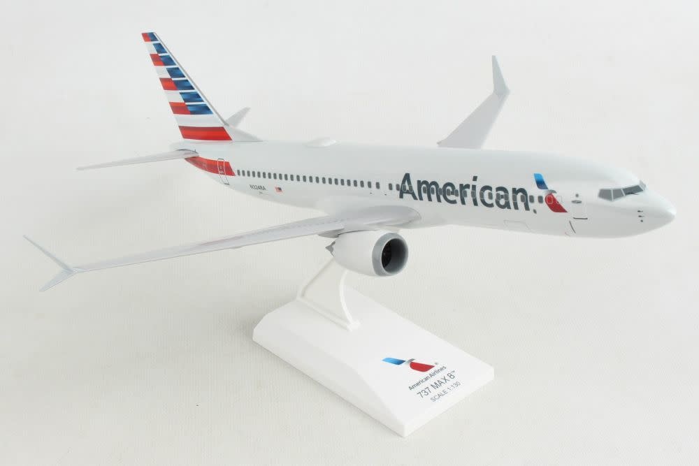 SKR962 1/130 737MAX8 AMERICAN AIRLINES
