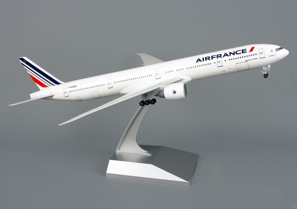 SKR653 1/200 B777-300ER AIR FRANCE