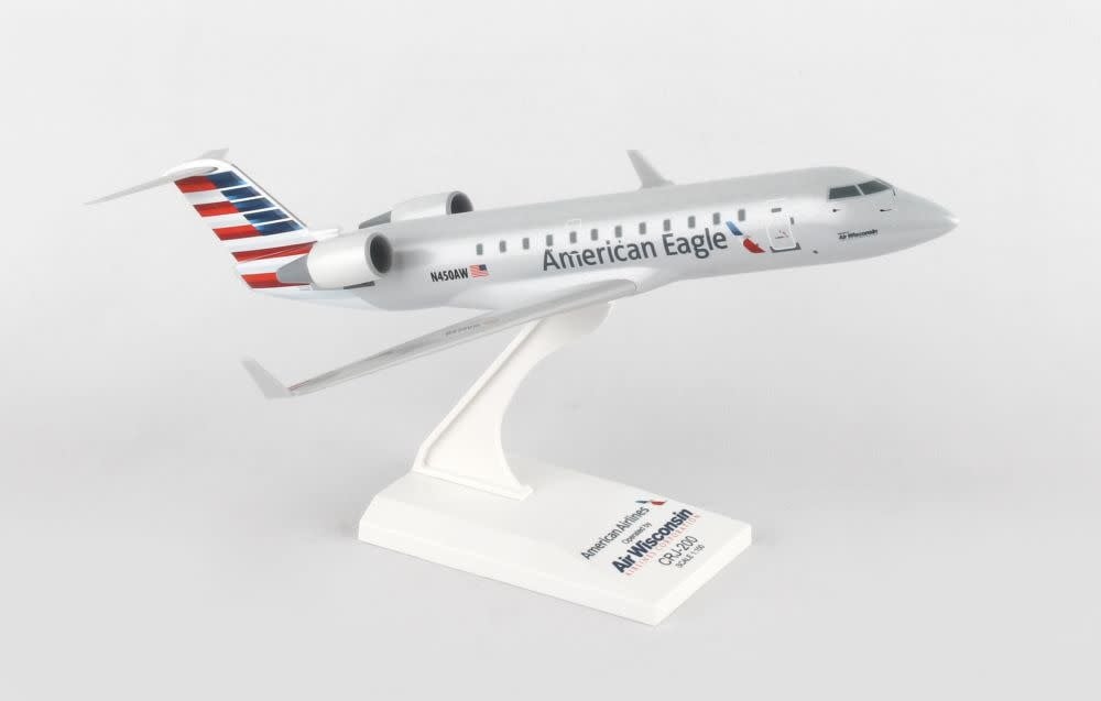 SKR858 1/100 AMERICAN EAGLE CRJ200 AIR WISCONSIN