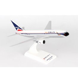 SKYMARKS SKR910 1/200 B767-200 DELTA AIRLINES