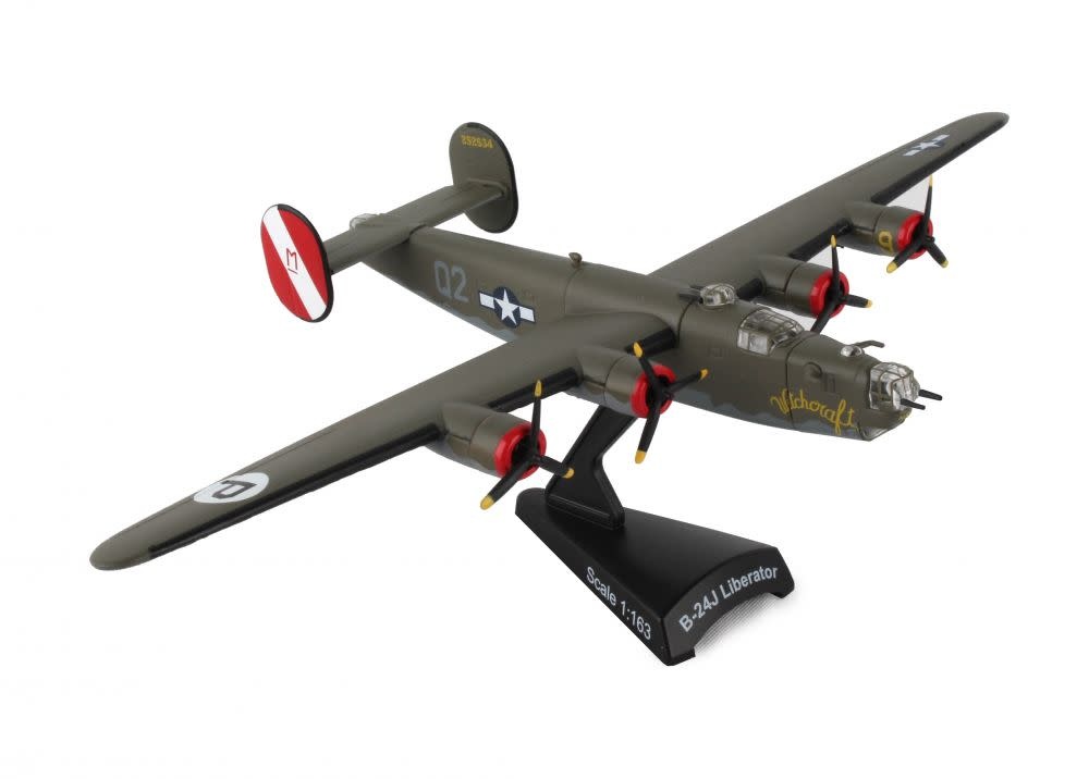 PS5557-3 1/163 B-24J LIBERATOR "WITCHCRAFT"