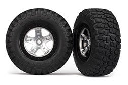 TRA5878 TIRES & WHEELS, ASSEMBLED, GLUED (SCT SATIN CHROME, BLACK BEADLOCK STYLE WHEELS, BFGOODRICH® MUD-TERRAIN™ T/A® KM2 TIRES, FOAM INSERTS)