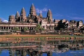 TOM100-131 ANGKOR WAT CAMBODIA