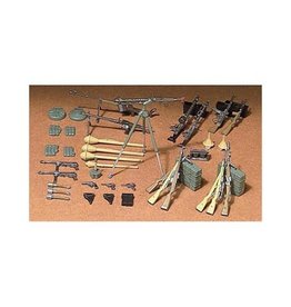 TAMIYA TAM35111 1/35 GERMAN INFANTRY WEAPONS SET PLASTIC MODEL KIT