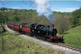 TOM100-321 ANTIQUE TRAIN